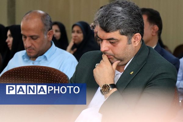 جلسه شورای سلامت اداری در آموزش و پرورش شهرستان پاکدشت