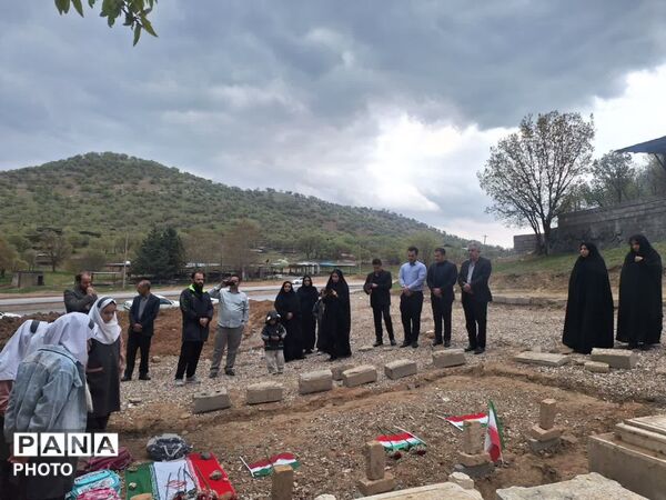 تجدید میثاق با شهدا؛ گامی در مسیر تربیت نسل ولایی در خرم‌آباد