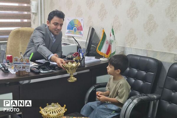 اجرای طرح «در آغوش مدرسه» در دبستان شهید قلنبر ناحیه دو شهرری 