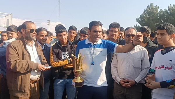 فینال مسابقات فوتسال المپیاد ورزشی درون مدرسه‌ای در نیشابور