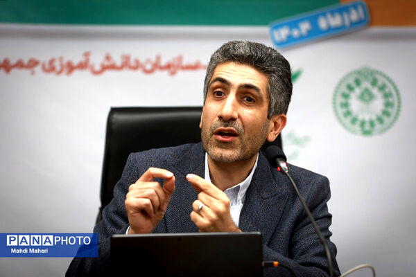 دومین روز نشست کارگروه تدوین سند دوازدهمین دوره مجلس دانش‌آموزی-2