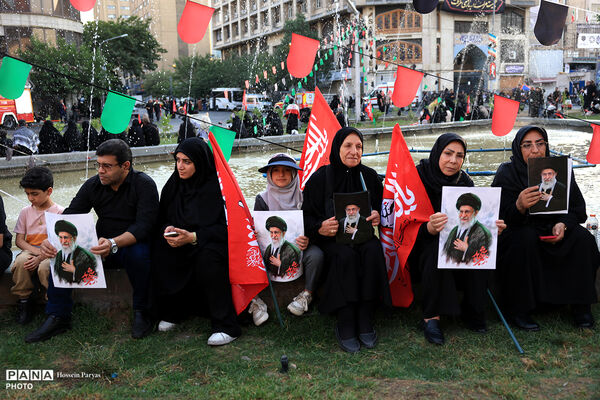 مراسم تشییع پیکر مطهر رهبر شهید انقلاب در تهران - 1
