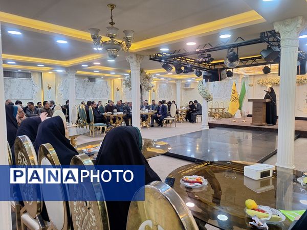 نشست مدیران مدارس ناحیه 4 اصفهان 