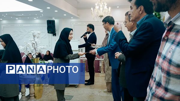  جشن ستارگان مدرسه نمونه اندیشه در شهرستان کاشمر