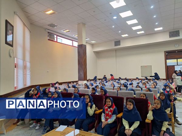 فریاد آزادی و همبستگی در دبستان آرمینه مصلی‌نژاد