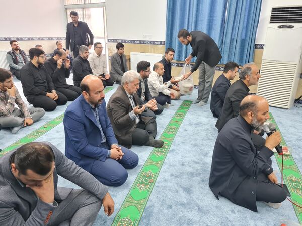مراسم یادبود شهید سید حسن نصرالله در نمازخانه ولایت آموزش و پرورش شهرستان اسلامشهر