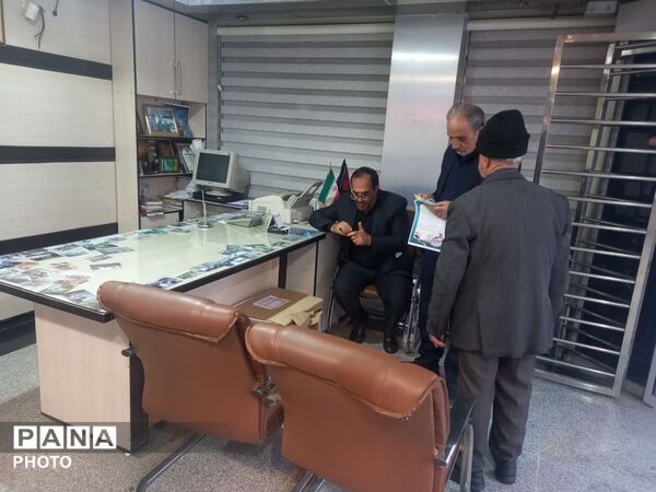 فرماندار اسدآباد از بانک‌های شهرستان بازدید کرد