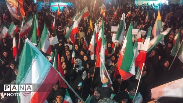 نورآباد میزبان شصت ونهمین موج تجمعات بیعت با رهبری شد