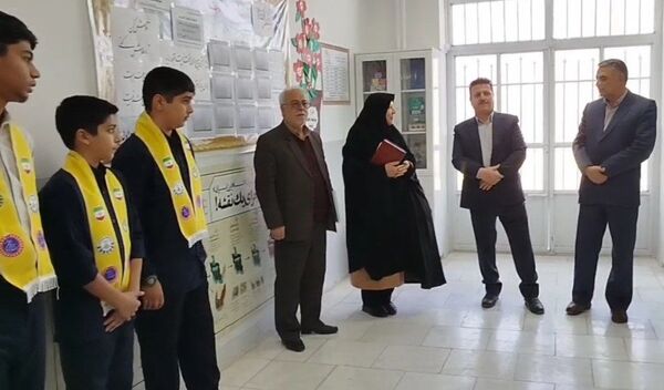 بازدید ارزیاب مدارس سما استان خراسان رضوی از دبیرستان پسرانه متوسطه اول سما شهرستان کاشمر 