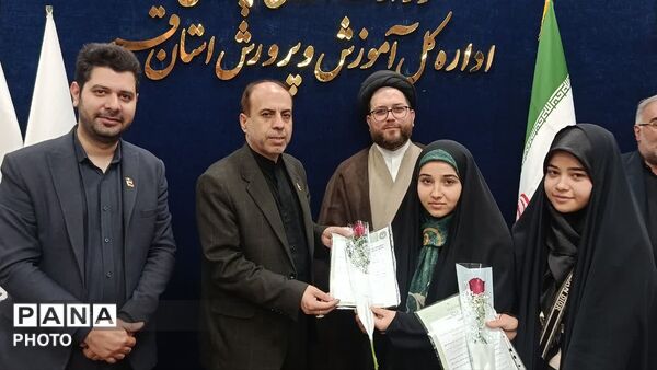 نشست صمیمی خبرنگاران پانا با مدیرکل آموزش و پرورش قم