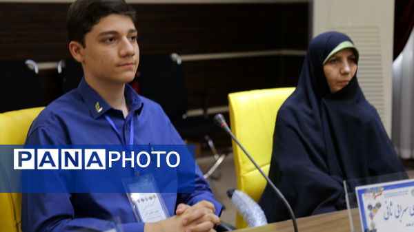 اولین روز نشست قطبی دوازدهمین دوره مجلس دانش‌آموزی به میزبانی استان آذربایجان شرقی