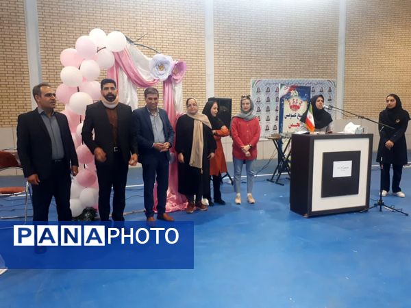 جلسه اولیا و مربیان در دبیرستان بهرام رزمی