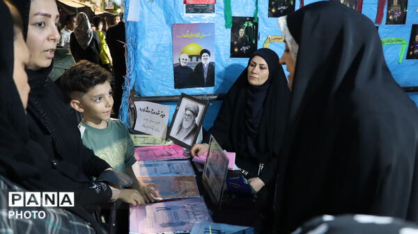 حضور پرشور دانش‌آموزان دبیرستان شهدای مظفر در نود و نهمین موج اجتماع مردمی پاکدشت