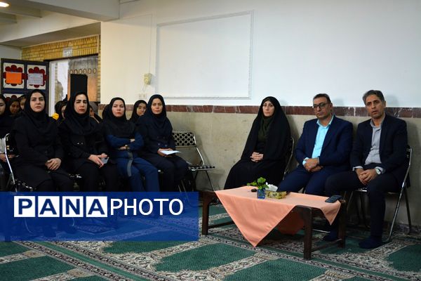 مدرسه حکمت میزبان هفته کتابخوانی