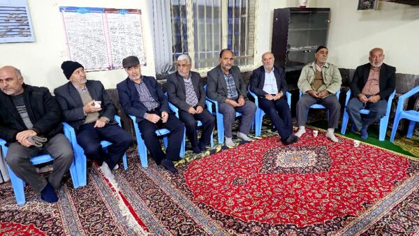 ملاقات مردمی فرماندار فلاورجان با شهروندان روستاهای اردال و شاه شمس الدین 