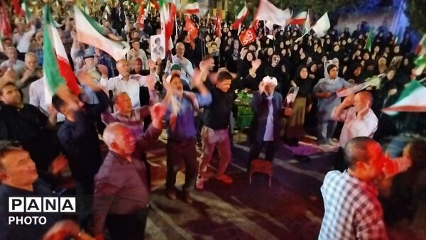 حماسه سازی مردم در صد و چهل و ششمین شب در حسینیه امام خمینی نیشابور در قاب پانا