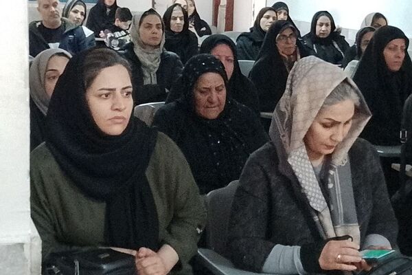 همایش آموزش خانواده در آموزشگاه جدلی ناحیه دو شهرری 