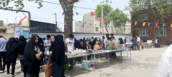 برپایی بازارچه کار و فناوری در دبیرستان شهید بهشتی آشخانه