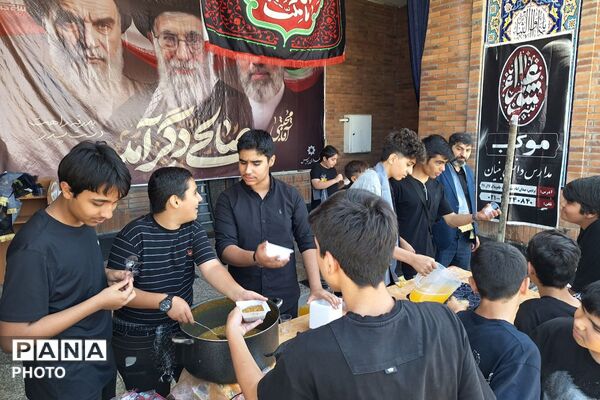 مراسم احلی من العسل در جوار شهدای گمنام پردیس 
