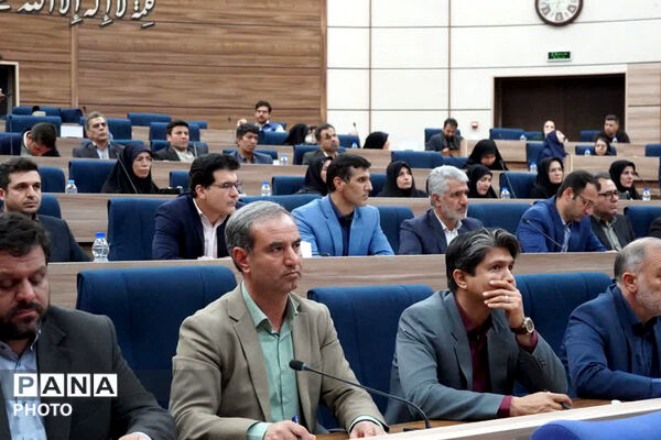 برگزاری شورای آموزش و پرورش با حضور استاندار 