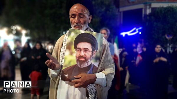 نیشابور؛ میعادگاه استقامت در مسجد جامع