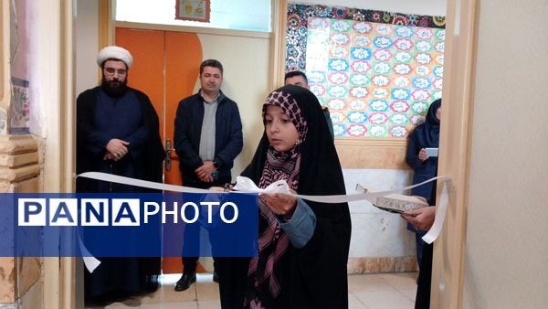 افتتاح پایگاه بسیج دانش‌آموزی در دبستان قرآنی نرجس ناحیه یک کرج