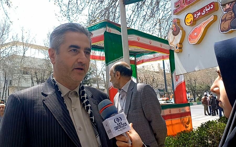 راهپیمایی روزقدس  نماد هویت اسلام در تمام جهان است