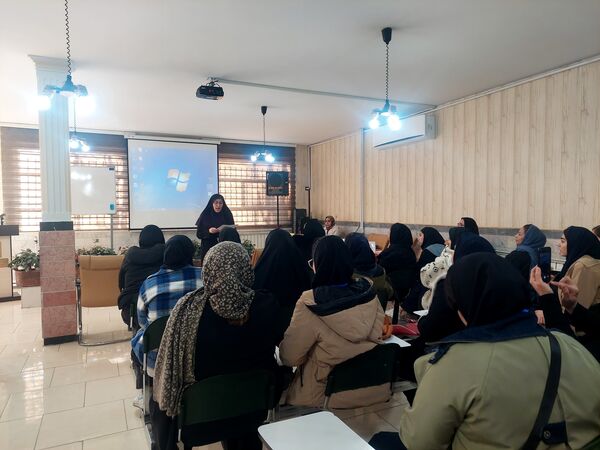 برگزاری جشنواره منطقه ای همیار معلم در شهرستان اسلامشهر