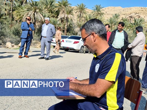 رقابت ورزشکاران دیار کریمان در مسیرهای طبیعی با میزبانی شهرستان عنبرآباد