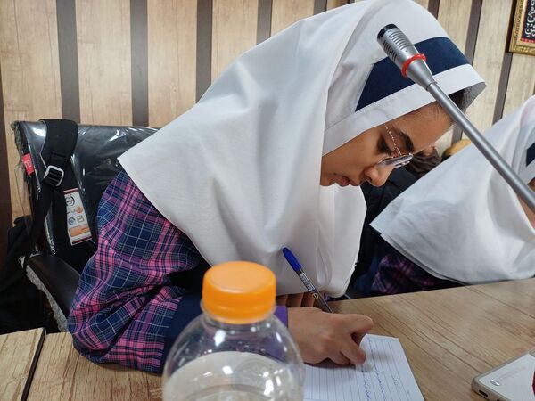 اولین جلسه کارگاه توانمندسازی دانش‌آموزان خبرنگار پانا دختر ناحیه 2 کرج و شهرستان فردیس