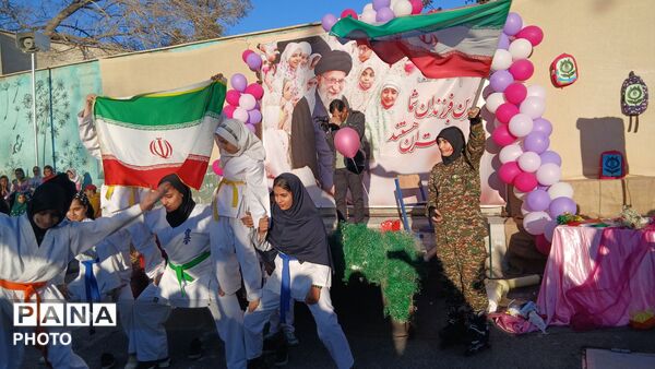 جشن فرشتگان زمینی و شکوفه‌های امید