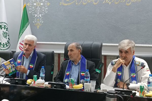 نشست هم‌اندیشی پیشکسوتان سازمان دانش‌آموزی استان کرمانشاه