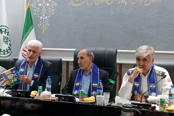 نشست هم‌اندیشی پیشکسوتان سازمان دانش‌آموزی استان کرمانشاه