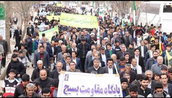 حضور پرشور و وحدت‌آفرین مردم در راهپیمایی ۲۲ بهمن