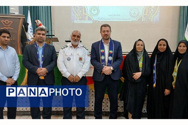 آیین بزرگداشت سالروز تأسیس سازمان دانش‌آموزی و سپاس مربی در کهریزک 