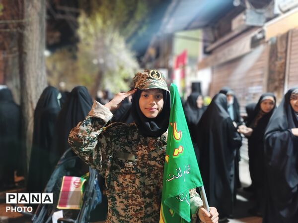 موشک‌های کاغذی کودکان فارسانی به آسمان رسیدند