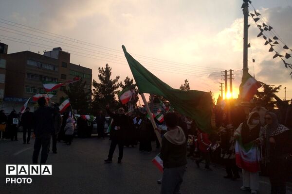حضور مردم پردیس برای خنثی کردن حرکات  احتمالی مزدوران صهیونی