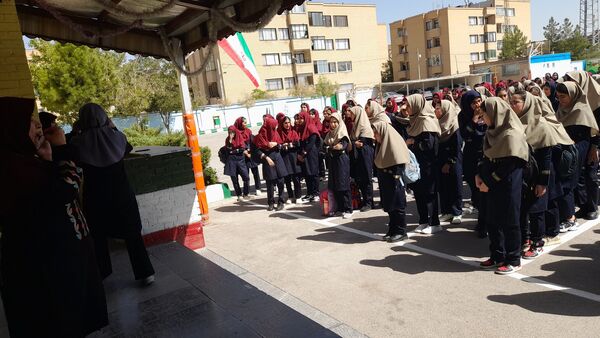 آیین بازگشایی مدرسه نورالهدی ناحیه هفت با همراهی دانش‌آموزان فعال و پر اشتیاق
