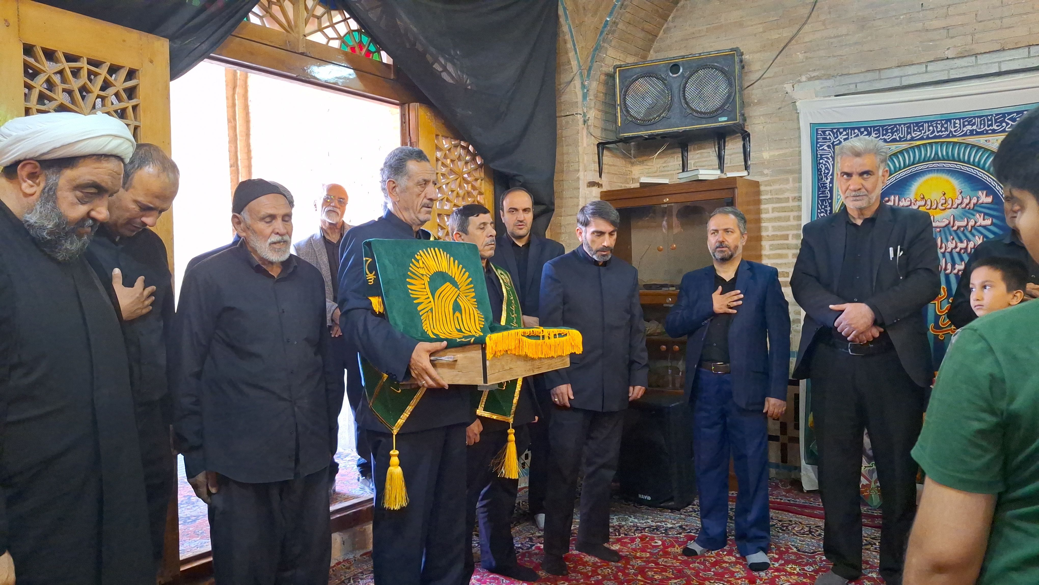 مراسم اعتکاف ماه مبارک رمضان با حضور چشمگیر دانش‌آموزان در مسجد آقا نور اصفهان/ فیلم
