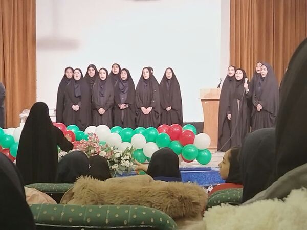 تجلیل از دانش‌آموزان برتر دبیرستان میردادماد