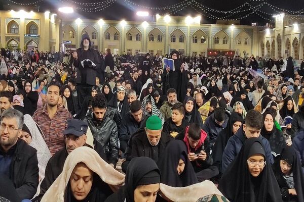 مراسم سومین شب قدر در بارگاه  ملکوتی حضرت امام رضا(ع)