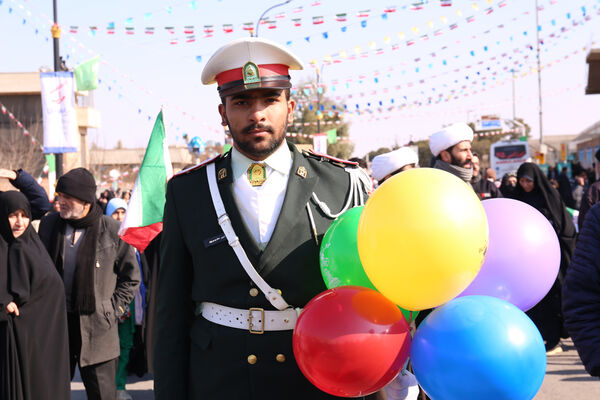حس و حال نوجوانان در جشن چهل و ششمین سالگرد پیروزی انقلاب اسلامی 