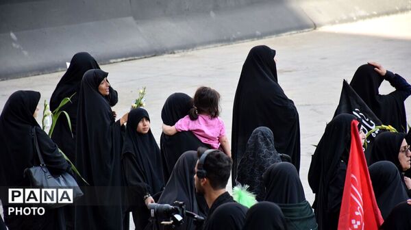 همگام با ملت ایران؛ حضور کانون پرورش فکری لرستان در آیین وداع و تشییع رهبر شهید