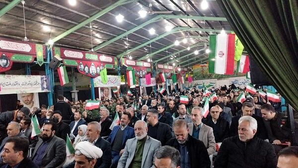 زنگ انقلاب در اصفهان نواخته شد