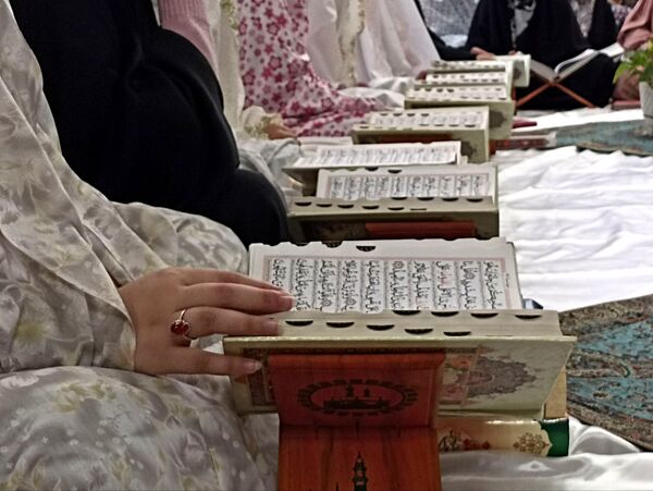  اعتکاف دختران پیشتاز در مسجد منا تبریز