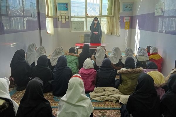 پیام سفیر پویش ملی «دُر نجف» در مدرسه فردوسی ۲ کوهنانی