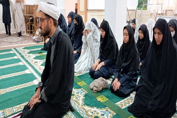 زنگ نماز در روز اول ماه مهر ۱۴۰۴در دبیرستان شهید مجید دهنوی نیشابور 