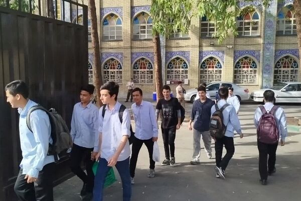 حضور دانش آموزان ناحیه دو شهرری در اردوی میدان تیر شهید جانبزرگی 