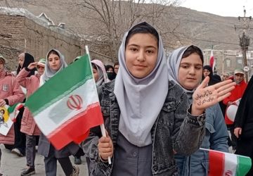 خبرنگار دهه نودی پانا با «قاب قهرمانان»