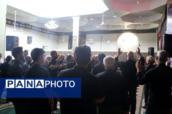 عزاداری ظهر عاشورا در مسجد حضرت صاحب الزمان(عج) مشهد